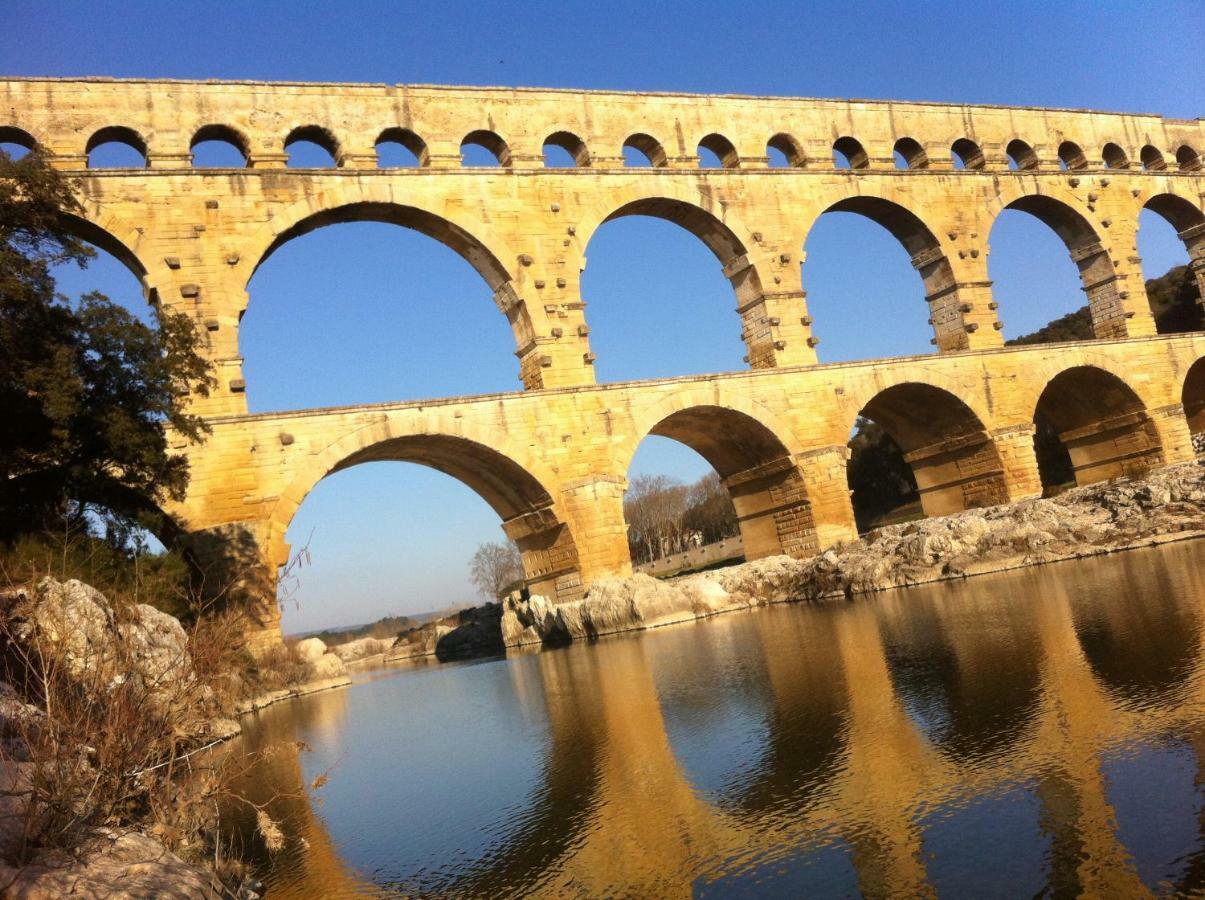 מלון ור פון דו גאר A Gauche Du Pont מראה חיצוני תמונה